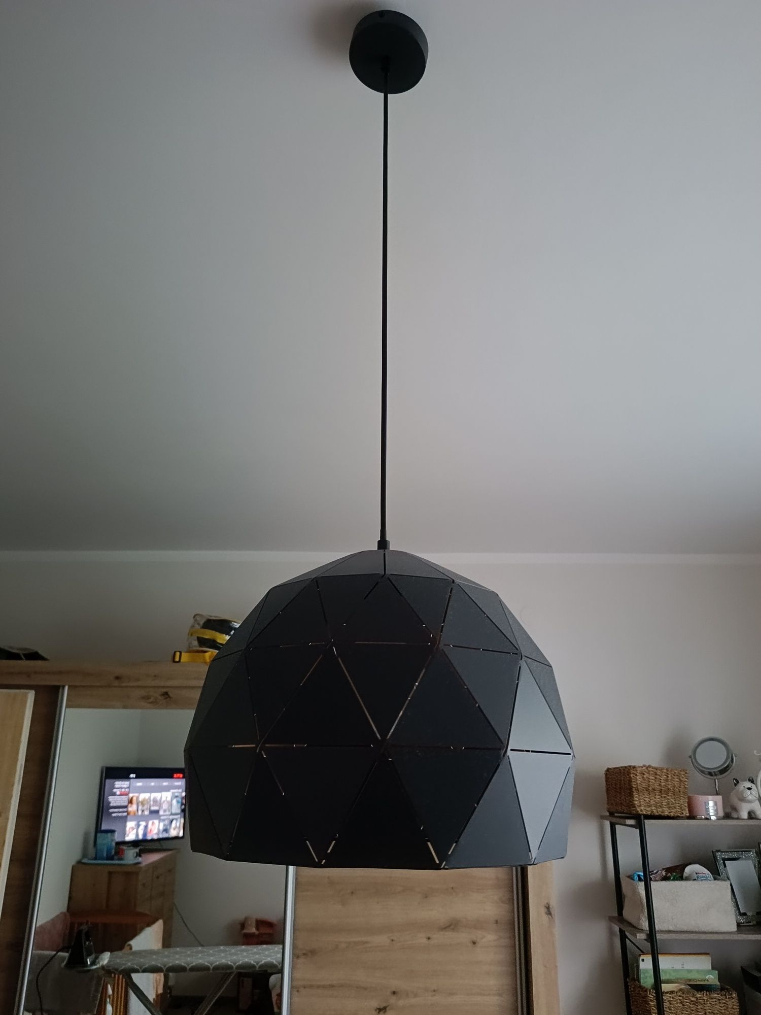 Lampa sufitowa wisząca nowoczesna matowa geometryczna