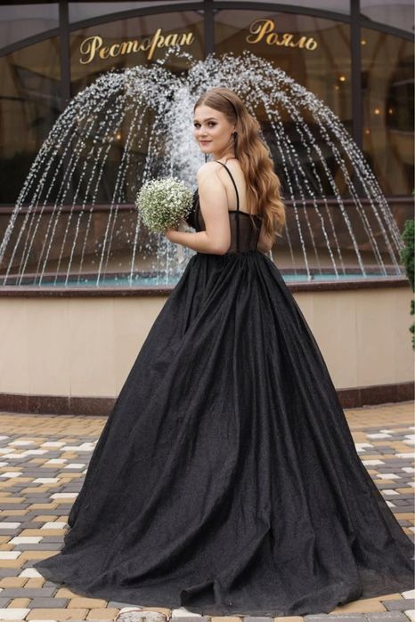 Елегантна сукня