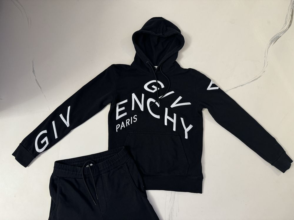 Givenchy Dres czarny S M joggers bluza z kapturem jak O la voga Plein