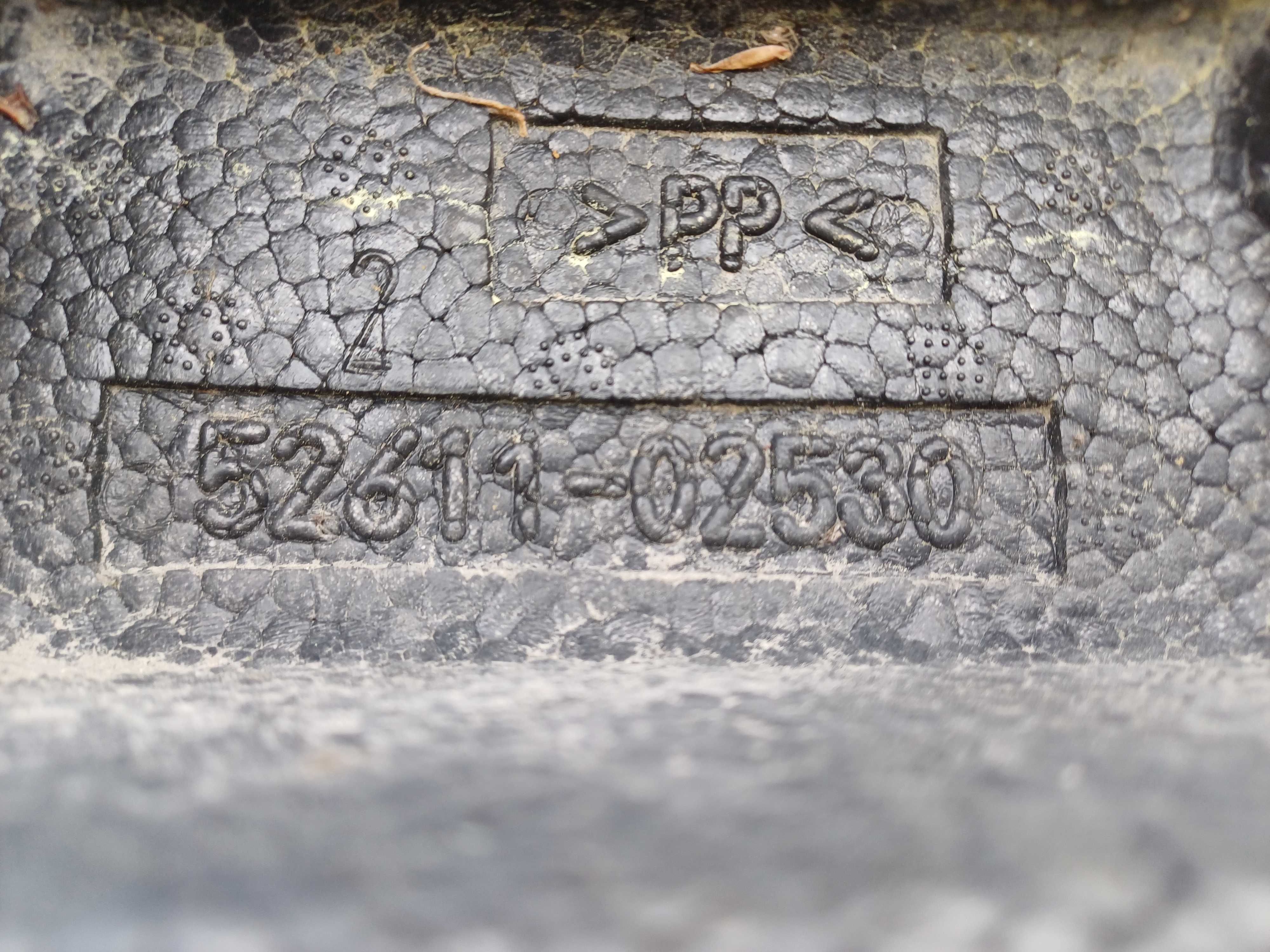 absorber zderzaka toyota corolla e21 52.611-02.530