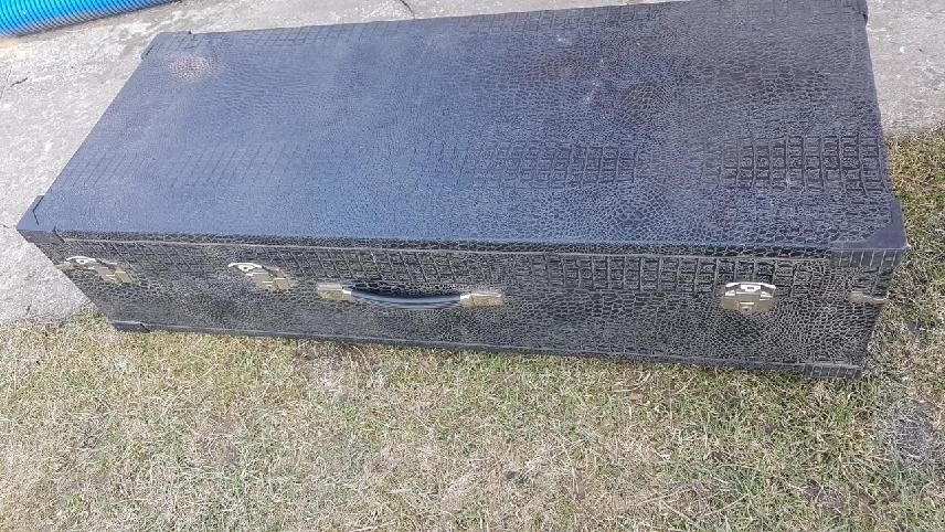 Sprzedam futerał sztywny do keyboarda