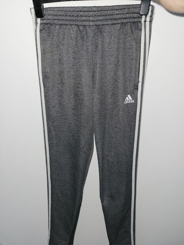 Spodnie dresowe Adidas aeroready