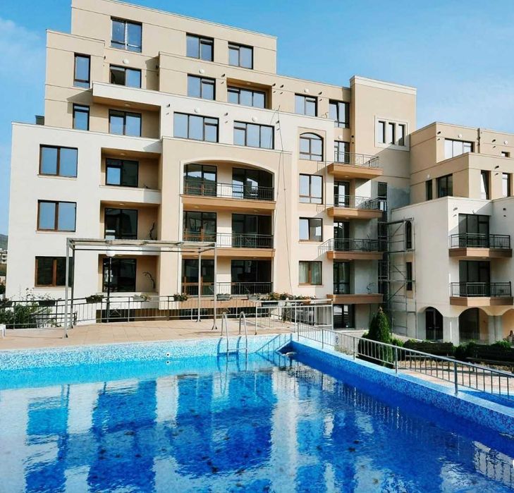 Квартира у моря круглогодичное проживание рассрочка на 6 лет Болгария