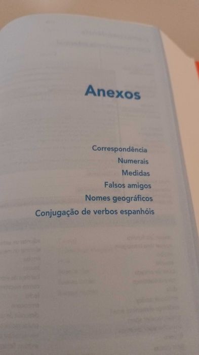 Dicionário Espanhol-Português e Português-Espanhol