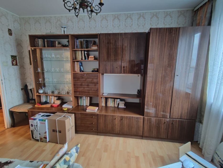 Zestaw mebli ścianka szafa retro
