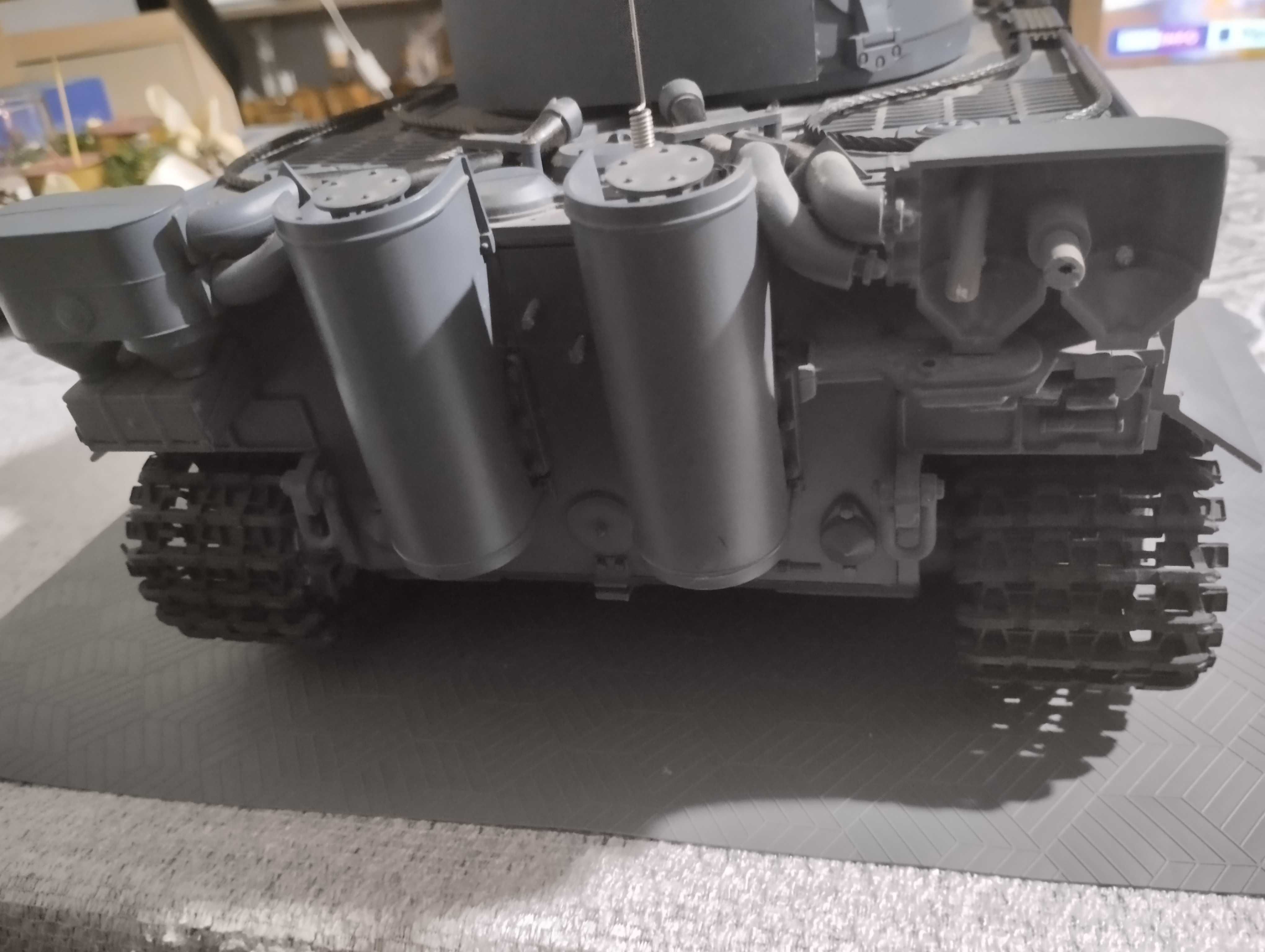 Czołg German Tiger I – Panzerkampfwagen  3818