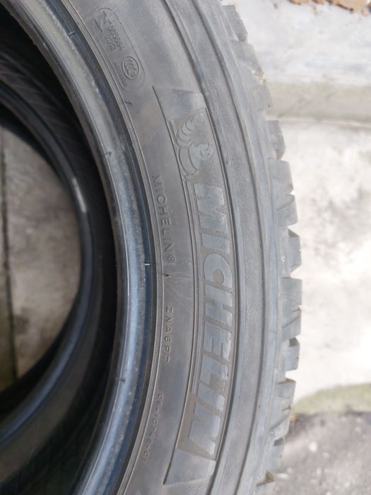 Зимняя резина Michelin 235/50/18