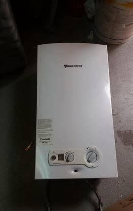 Esquentador termoventilado junkers 190€