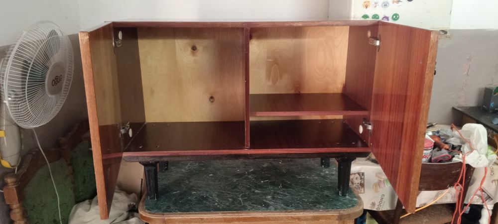 Тумбочка (совдеповська)