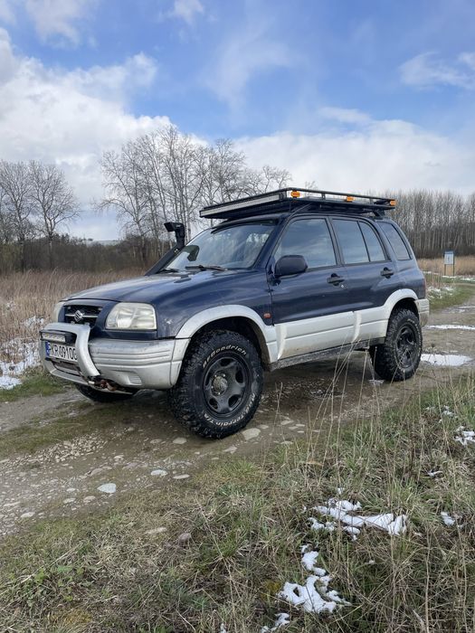 Suzuki grand vitara 2.5 v6 benz + LPG lift 4” wyciągarka koła MT 32”