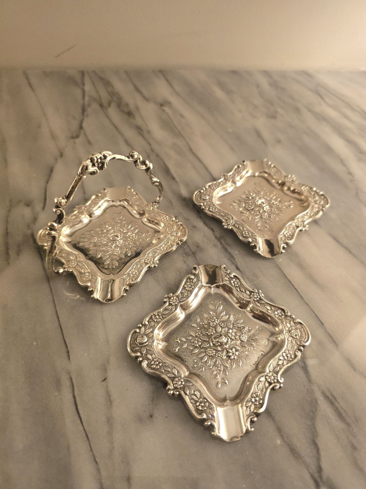 Conjunto de 3 cinzeiros em prata espanhola