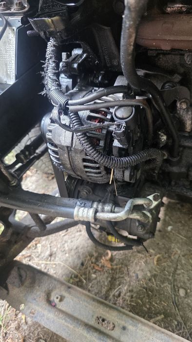 Alternator Citroen C4 Picasso 1.6hdi 109km 2007r