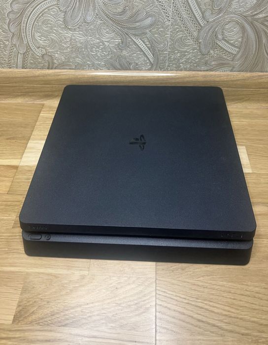 PlayStation 4 Slim 500 gb