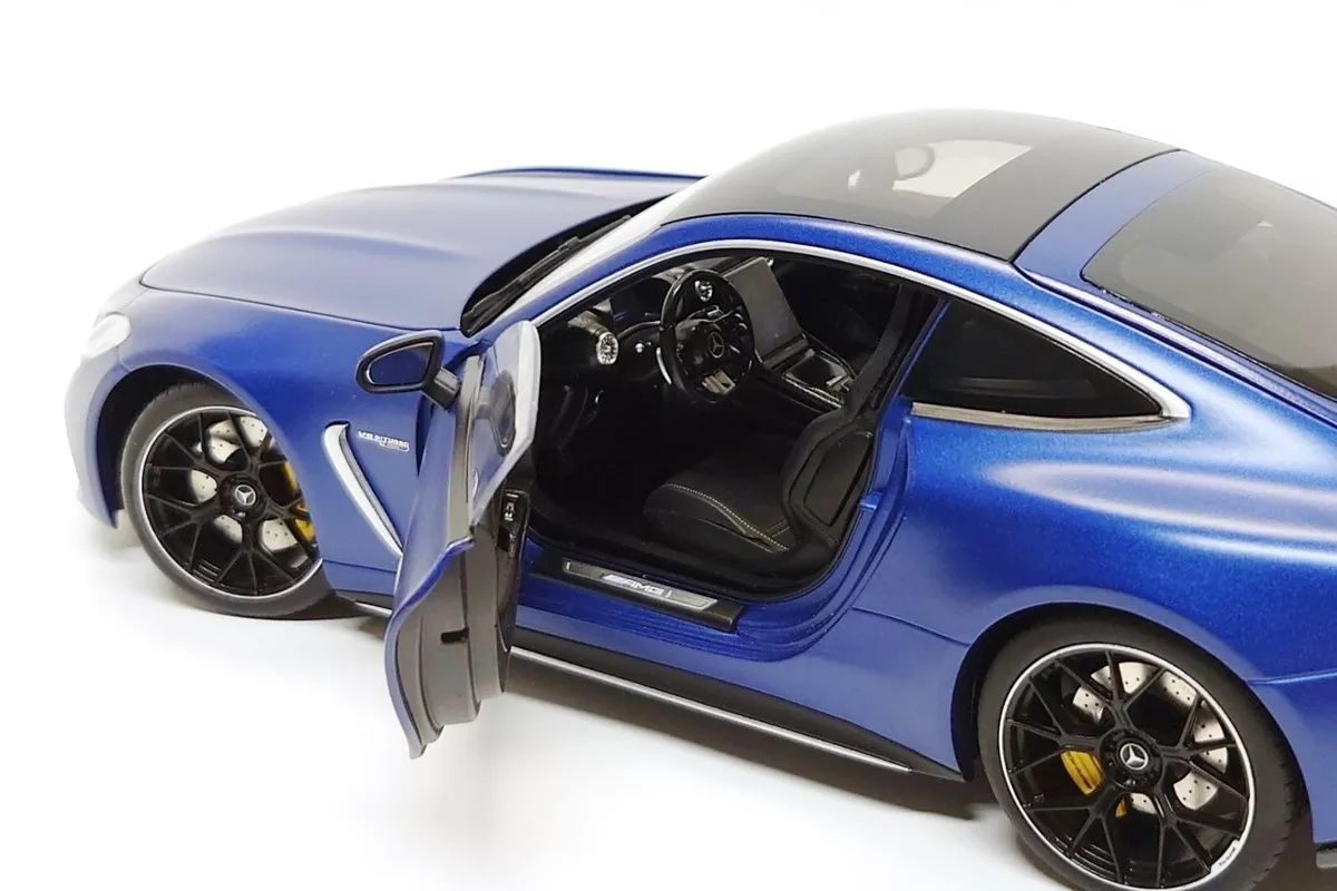 NZG 1:18 Mercedes-Benz AMG GT 63 4Matic