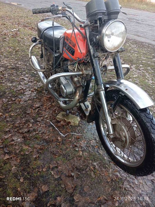 Мотоцыкл Иж планета 5 на ходу