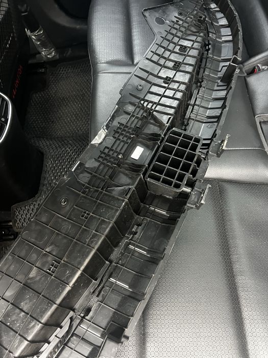 Накладка бампера кріплення радара