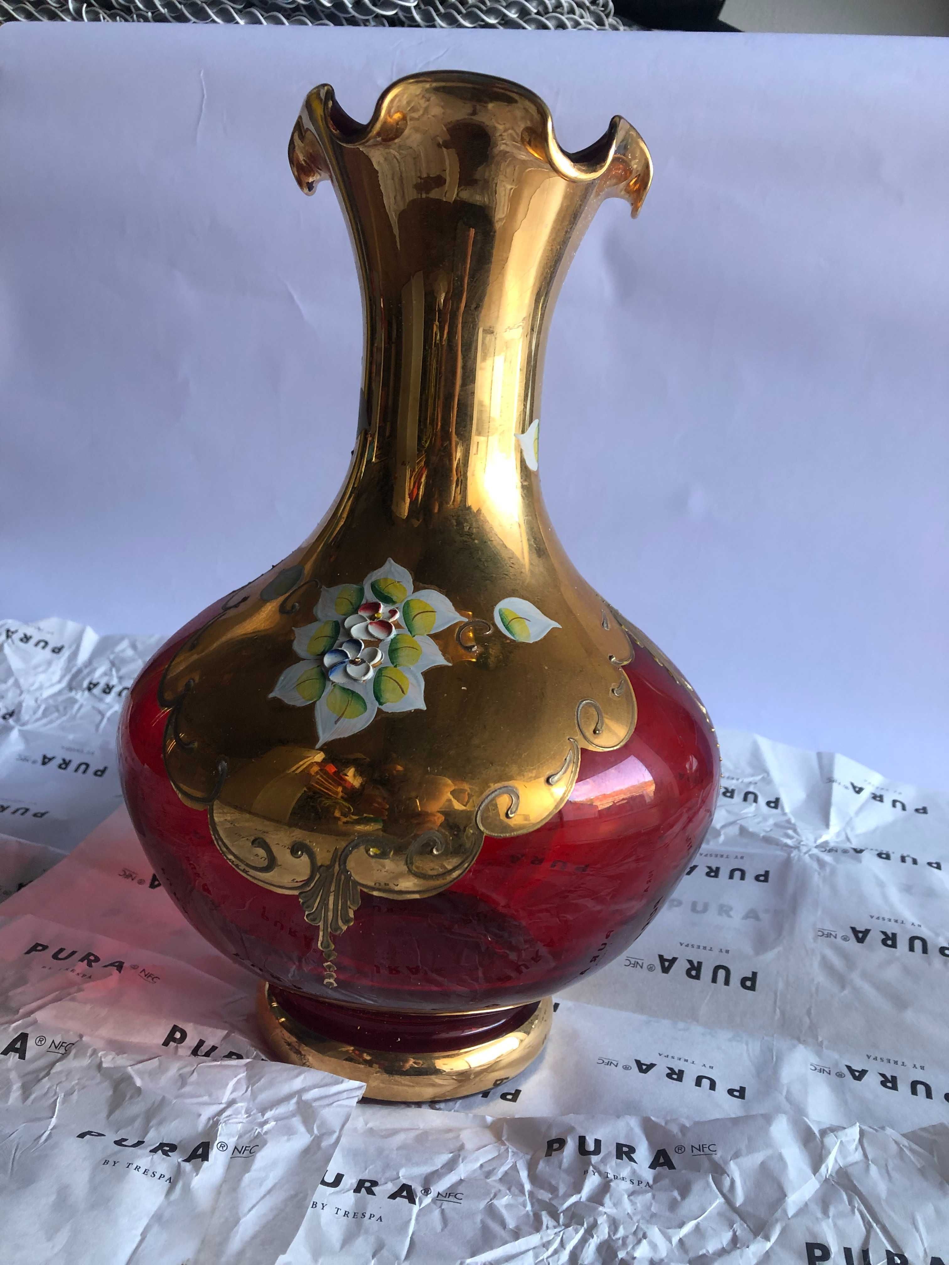 Jarra decorativa banhada a Ouro