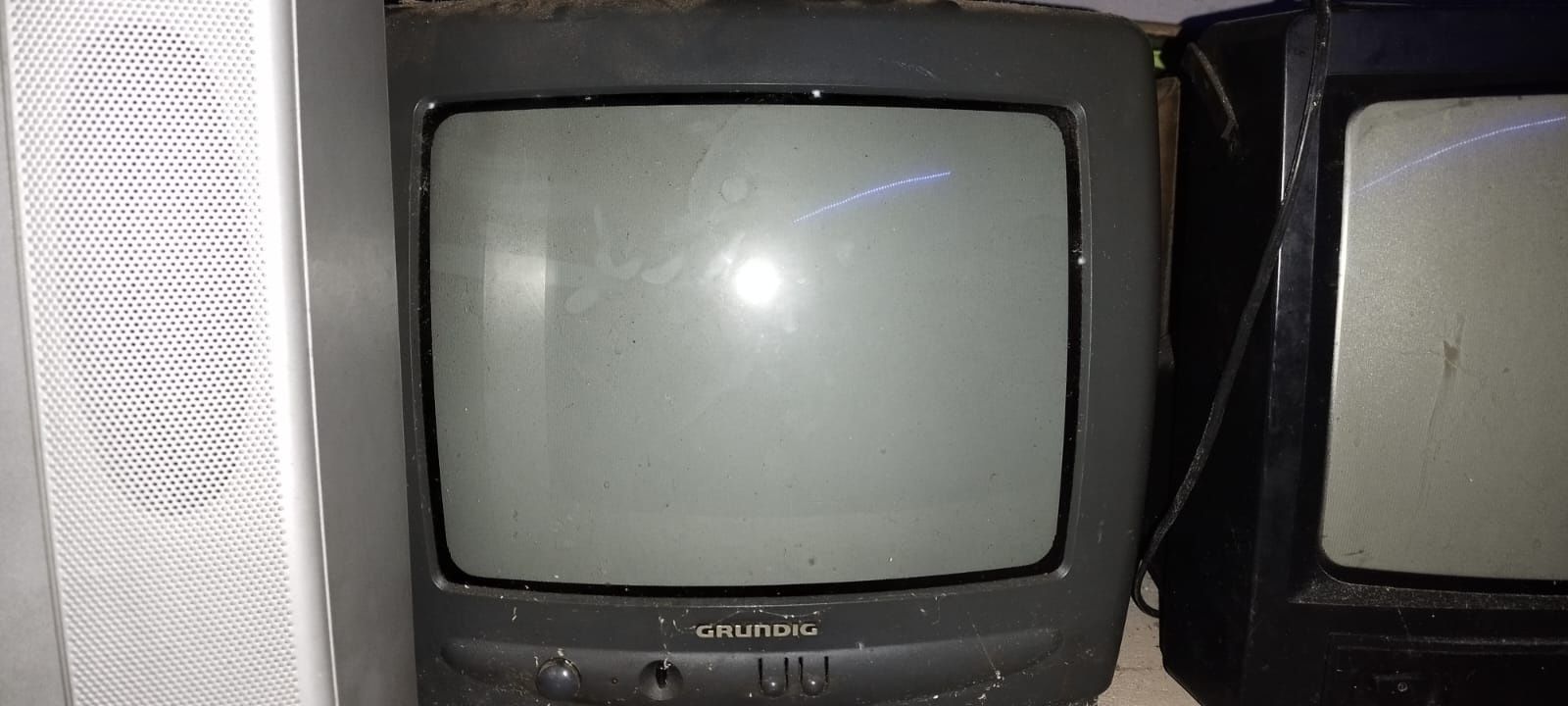 3 tvs das antigas/funcionais