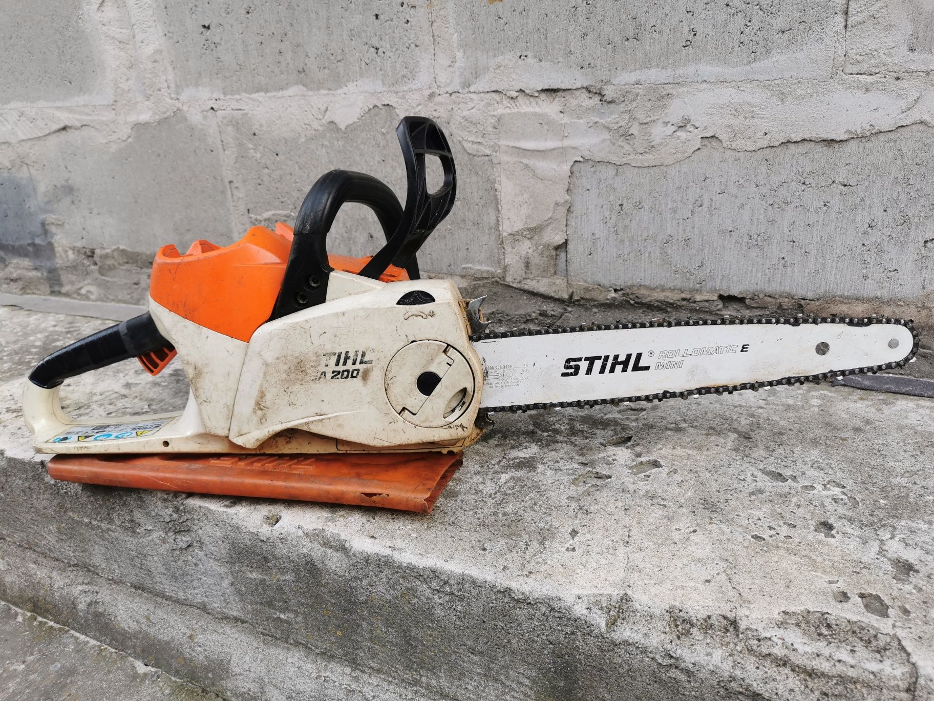 Аккумуляторна пила STIHL MSA 200c бу ap