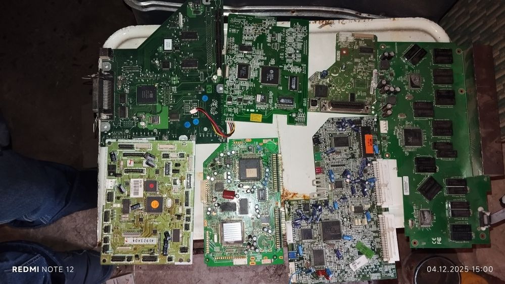 продам набір радіодеталей