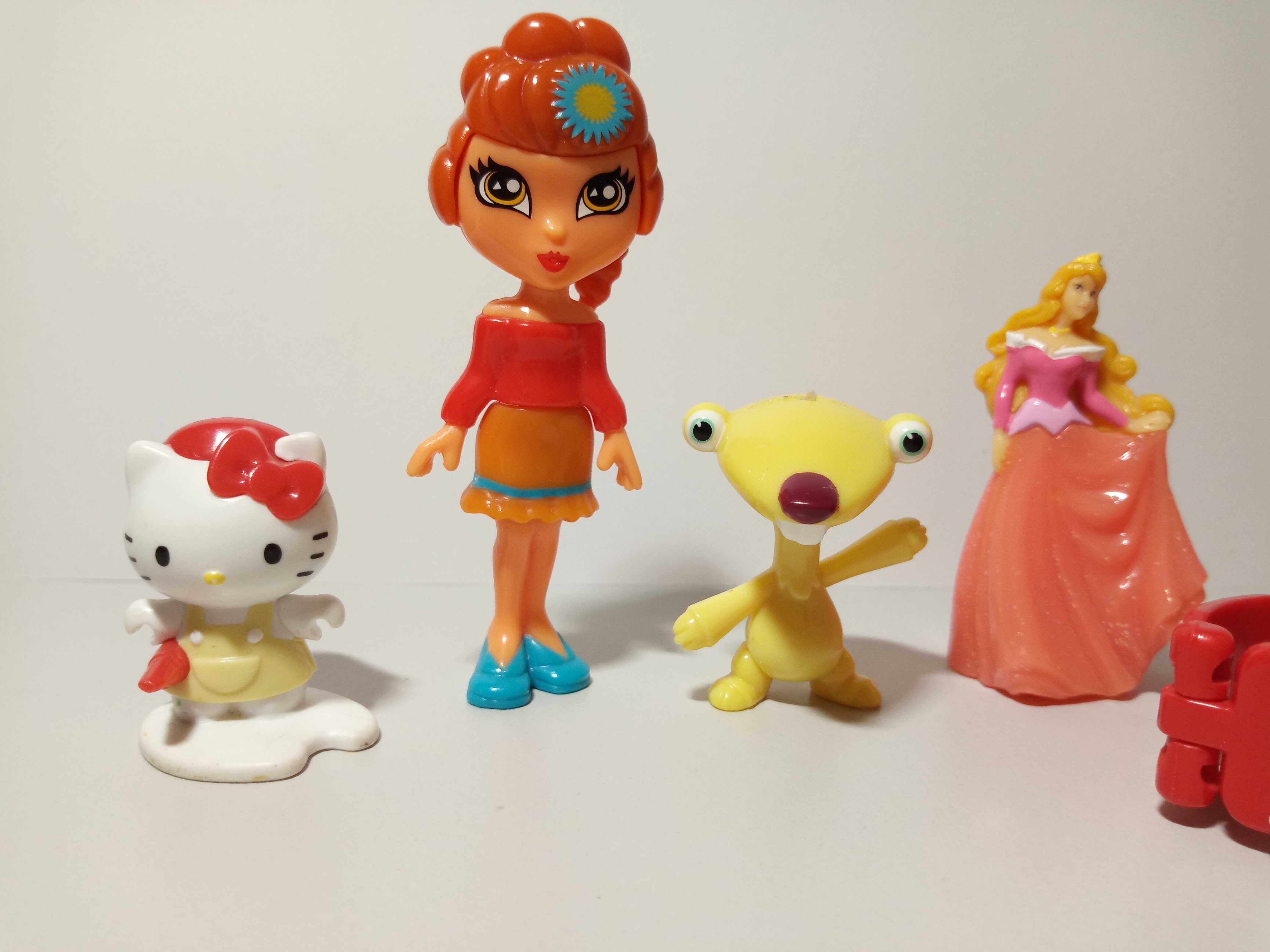 Игрушки: принцессы, Китти, Губка Боб