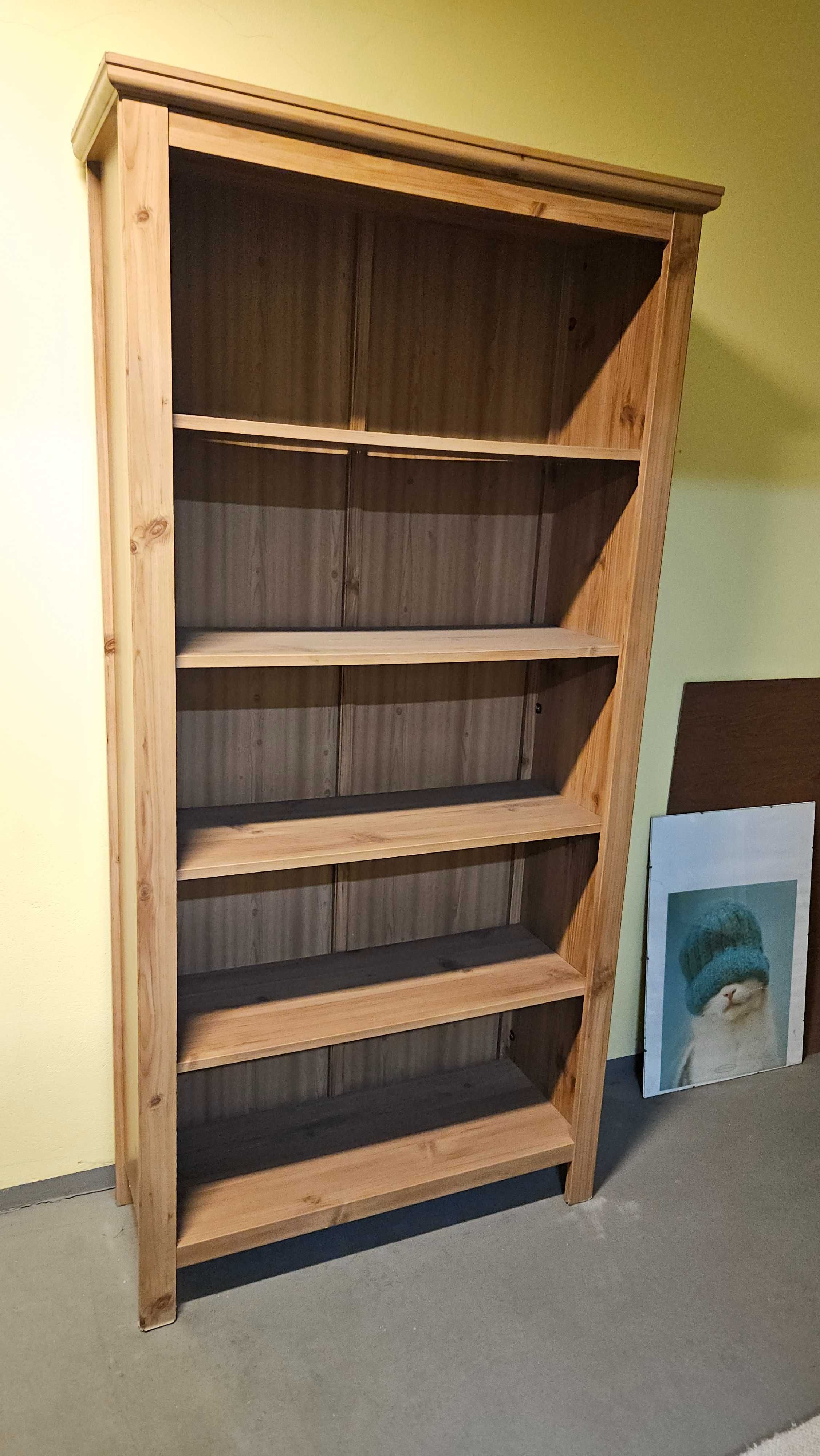 Regał IKEA Grevback z półkami
