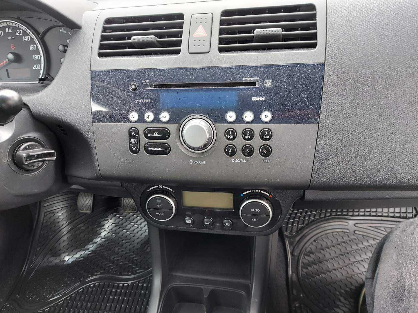 suzuki swift 1.3/5 drzwi/klima/po oplatach