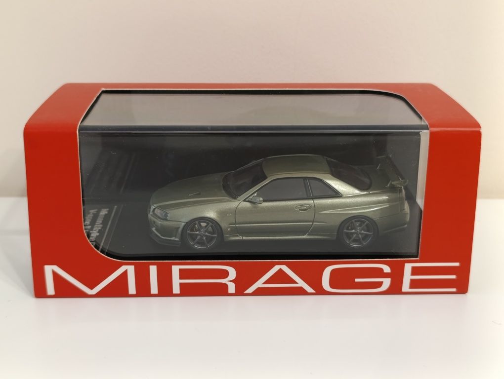 1:43 HPi Nissan Skyline GT-R R34 V - spec II Nur Millenium Jade