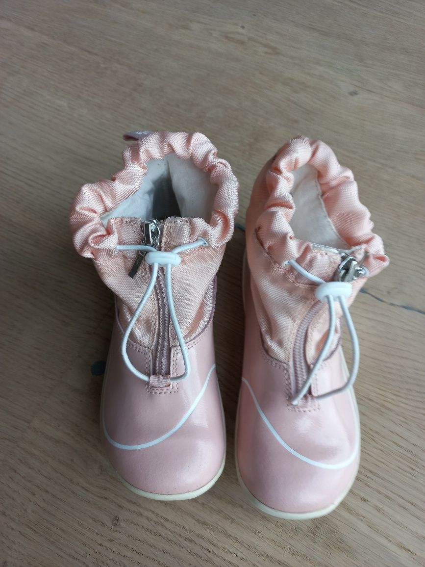 Buty przejściowe Bobux model Splash Seashell r. 30
