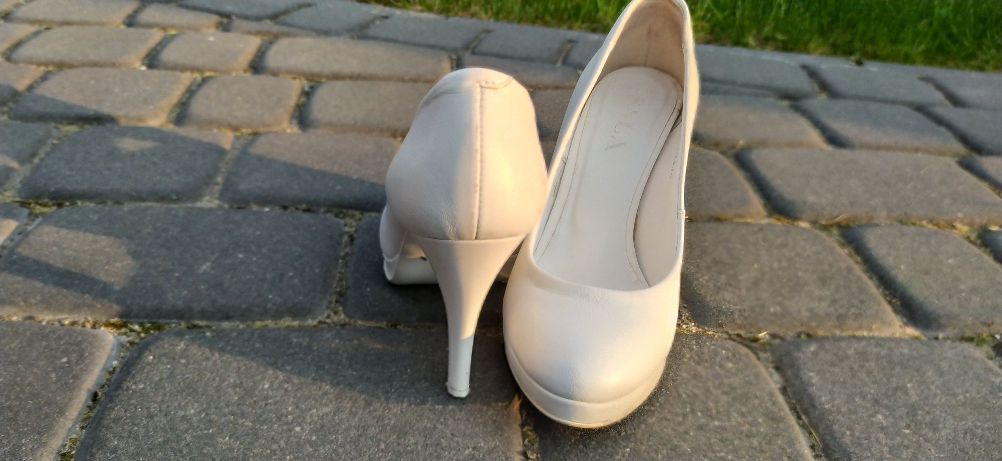 Buty ślubne rozm. 35