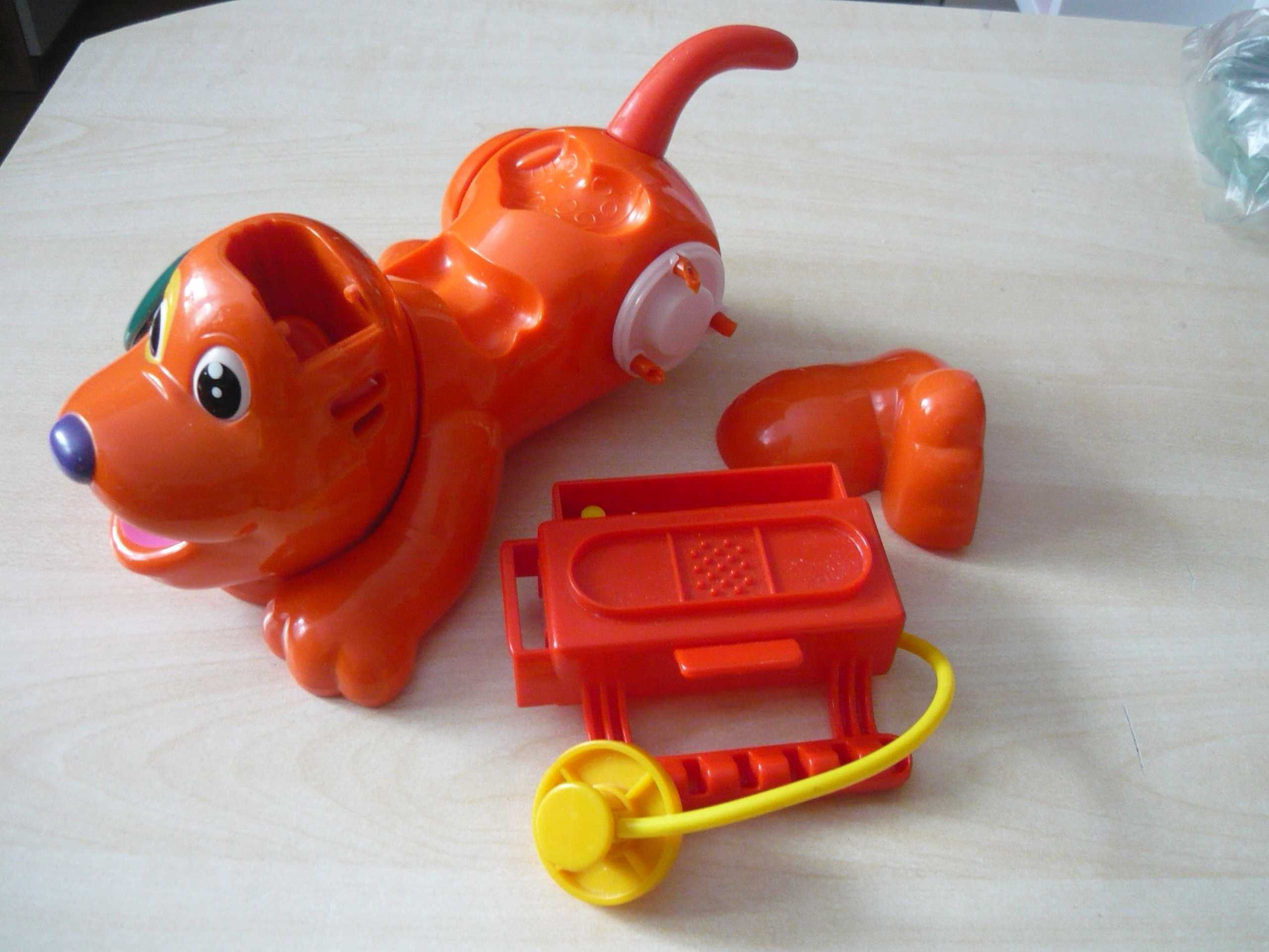 ciastolina wizyta u weterynarza play-doh  piesek Hasbro  foremki