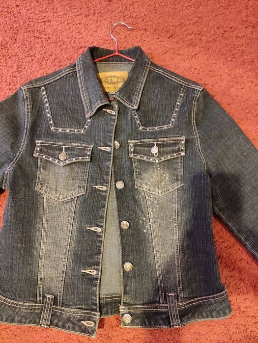 Женский   пиджак.