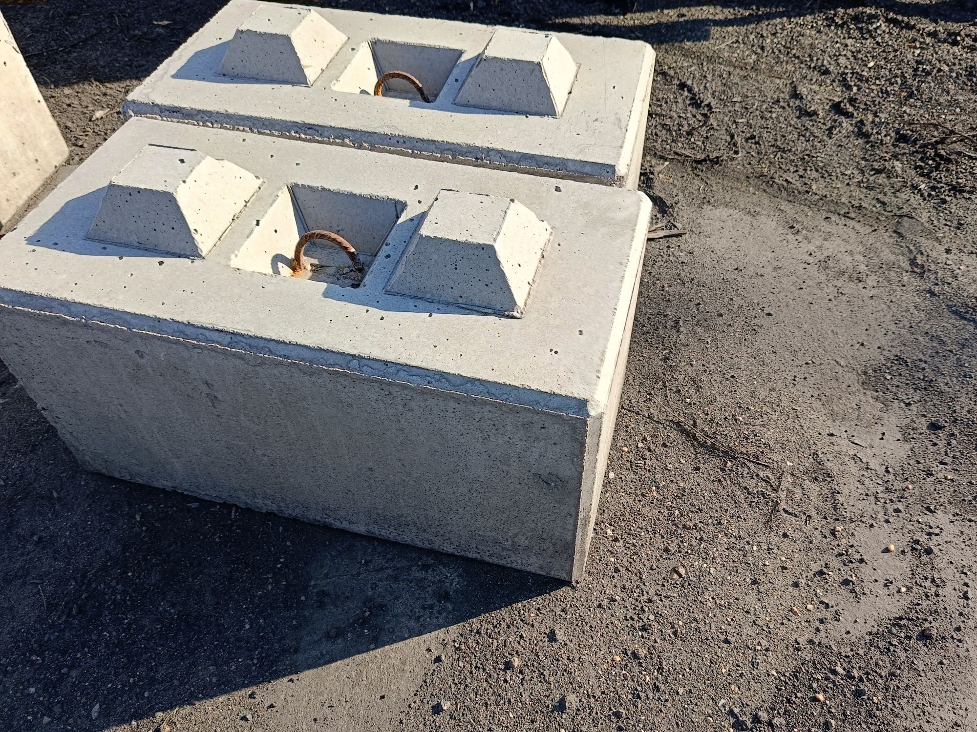 Blok LEGO beton 180/30/30