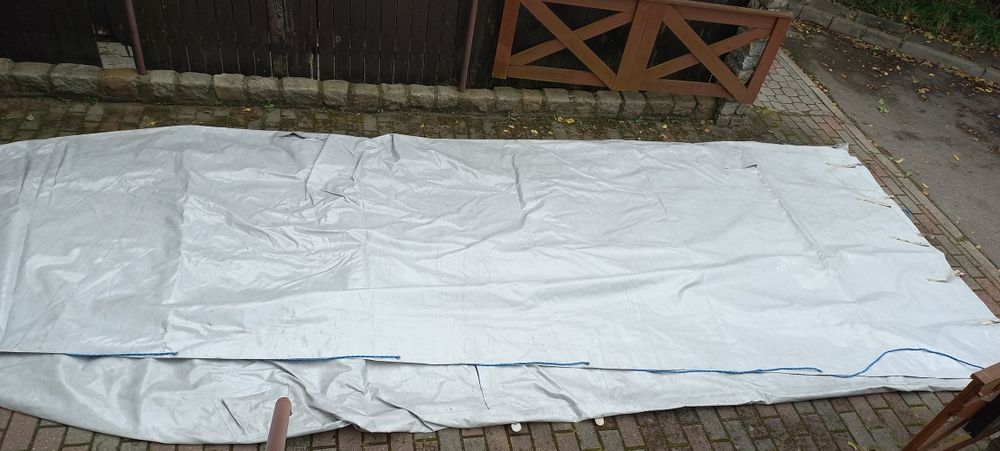 Pokrowiec na kampera lub przyczepę kempingową