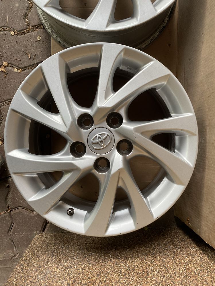 Felgi Toyota Auris