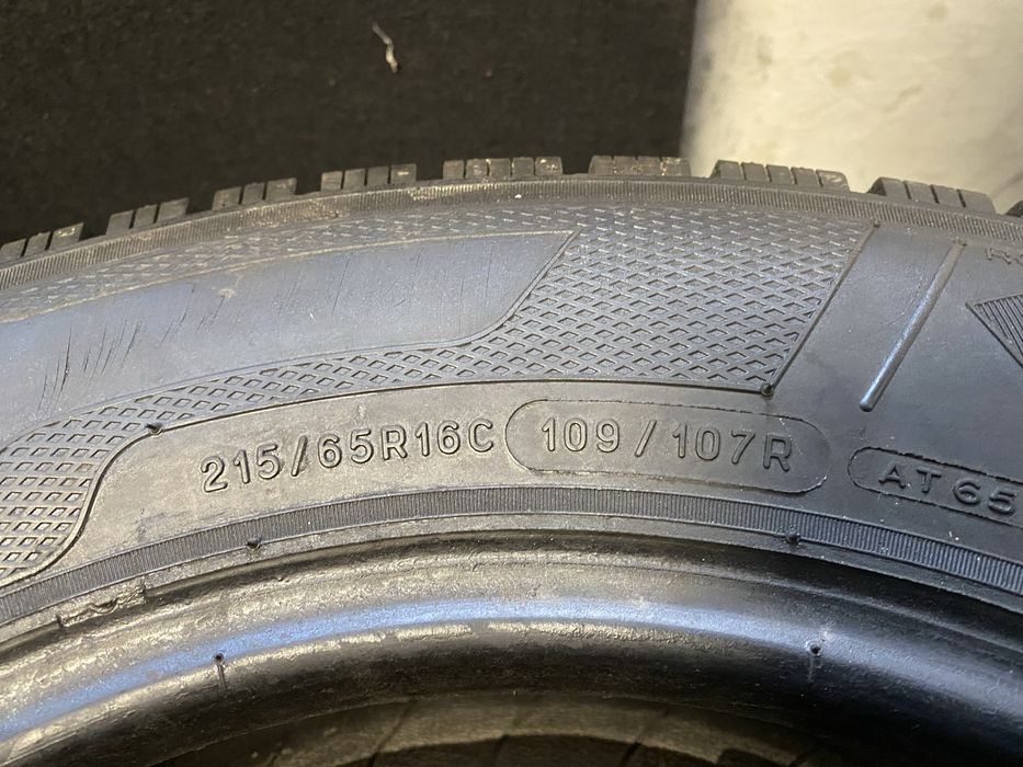 Opony zimowe 215/65R16C 2szt Kleber 215/65/16C