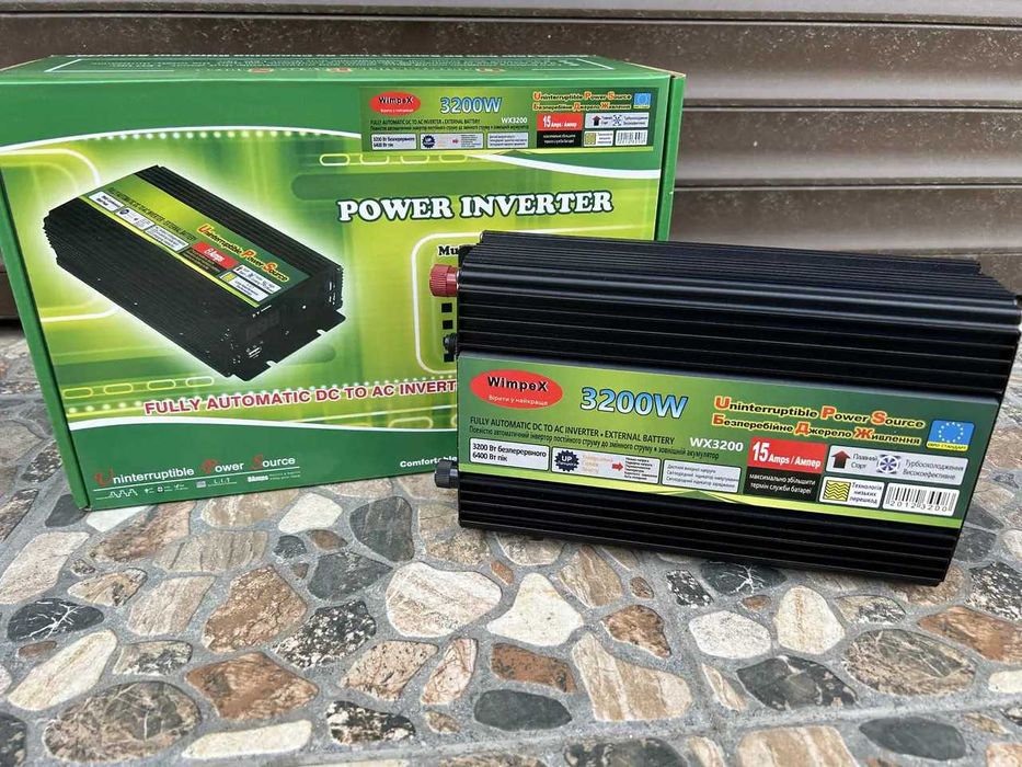 Інвертор 12В/220В