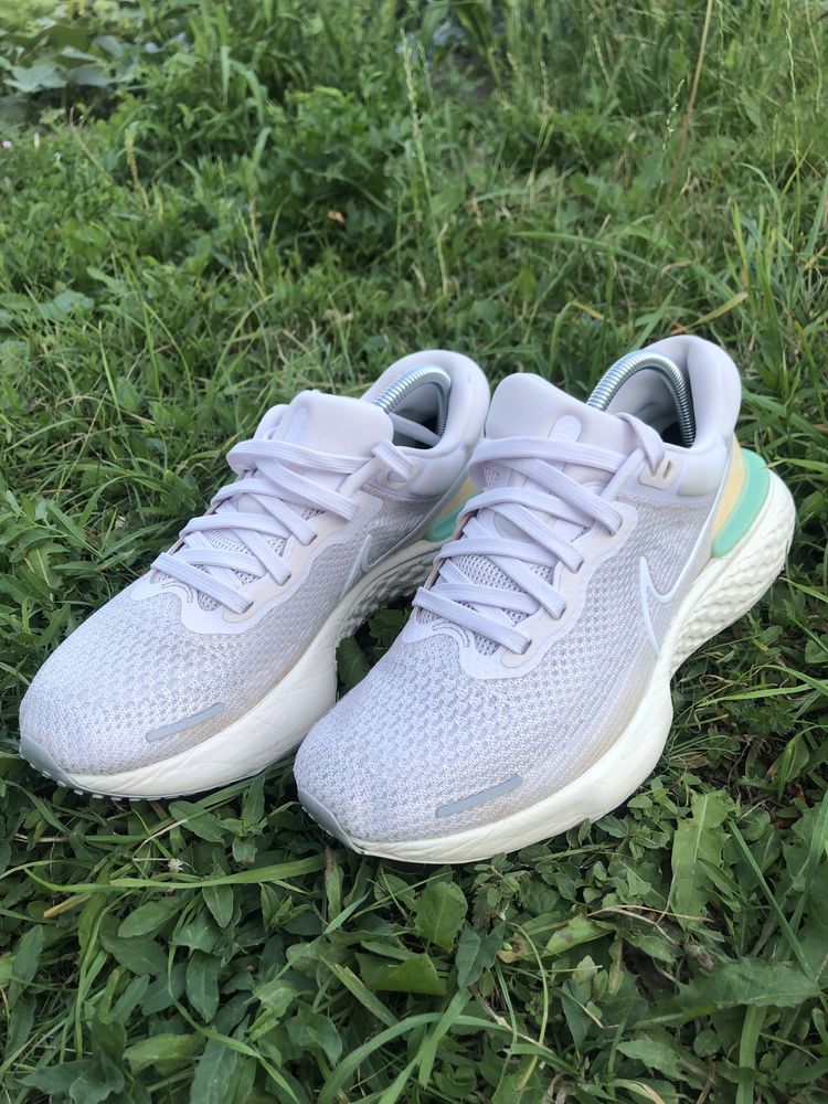 Кросівки Nike Zoomx Invincible Run