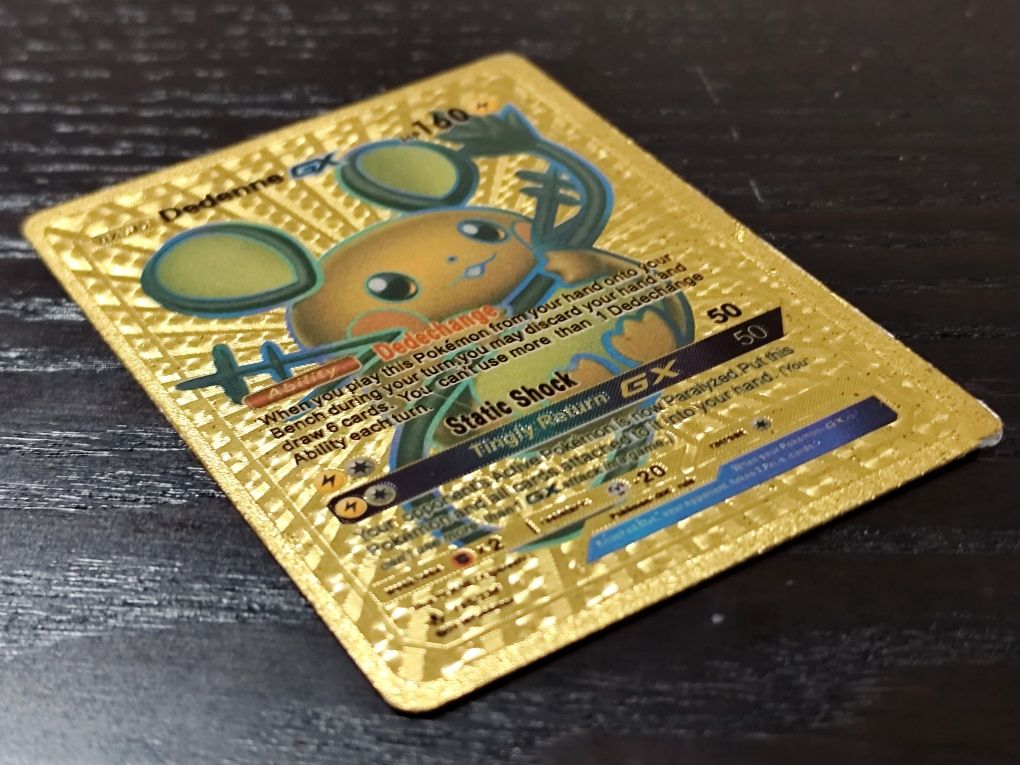 Carta Pokémon Dourada (Gold) - Dedenne GX HP160