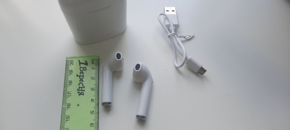 Безпровідні навушники