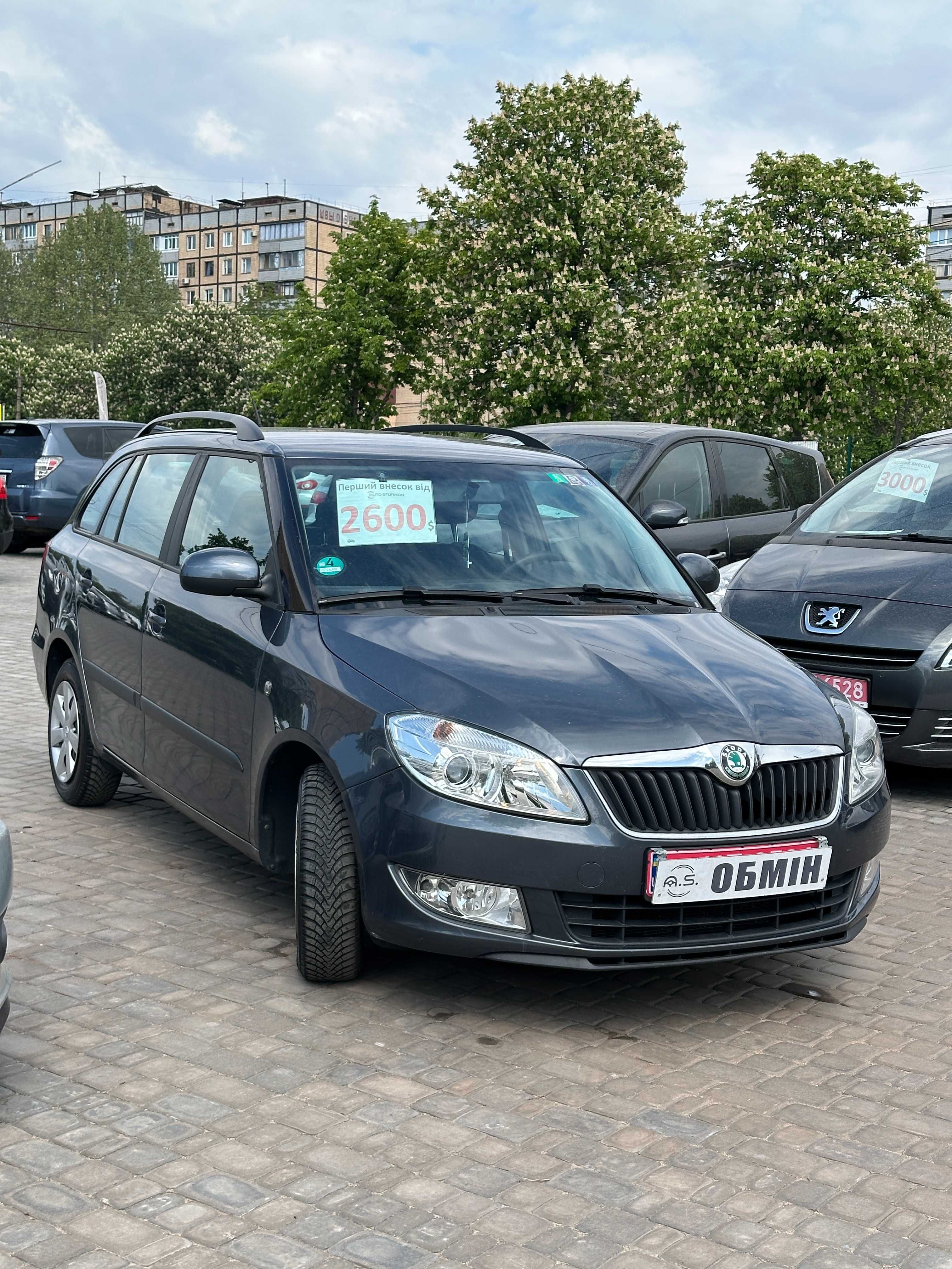Продам Skoda Fabia Combi 2012 рік можлива розстрочка,кредит,обмін!