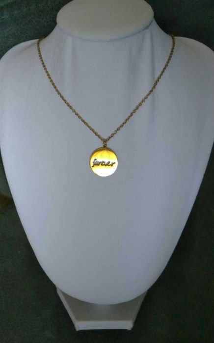 Colar Aço Dourado c/ Medalha Forever NOVO