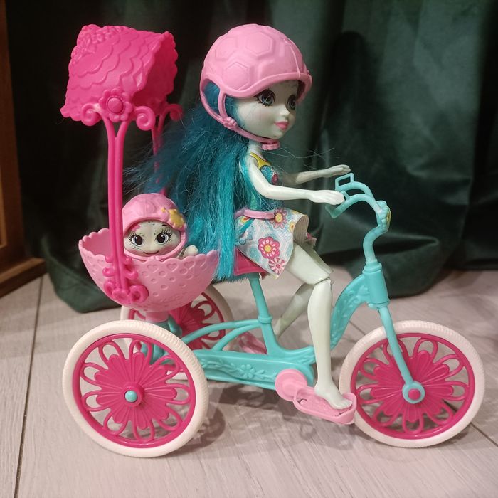 Enchentimals z rowerkiem dla dwojga  Lalka Mattel