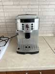 Кофемашина DeLonghi Magnifica S ECAM 22.110