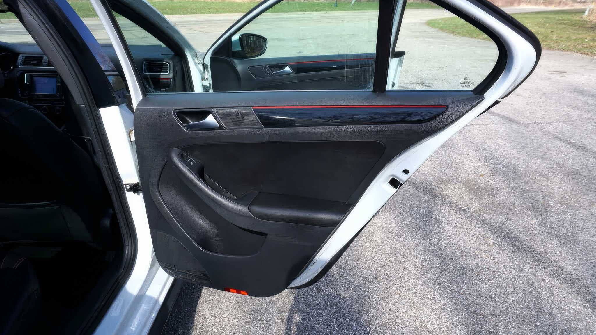 2016 Volkswagen Jetta GLI 2.0T SEL