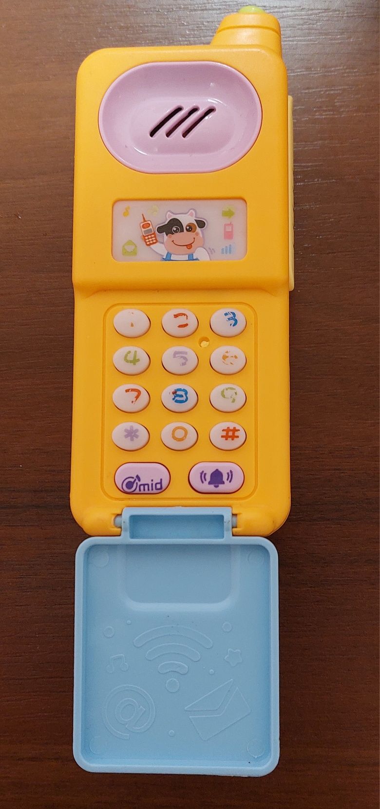 Телефон детский со звуковым и световым эффектом