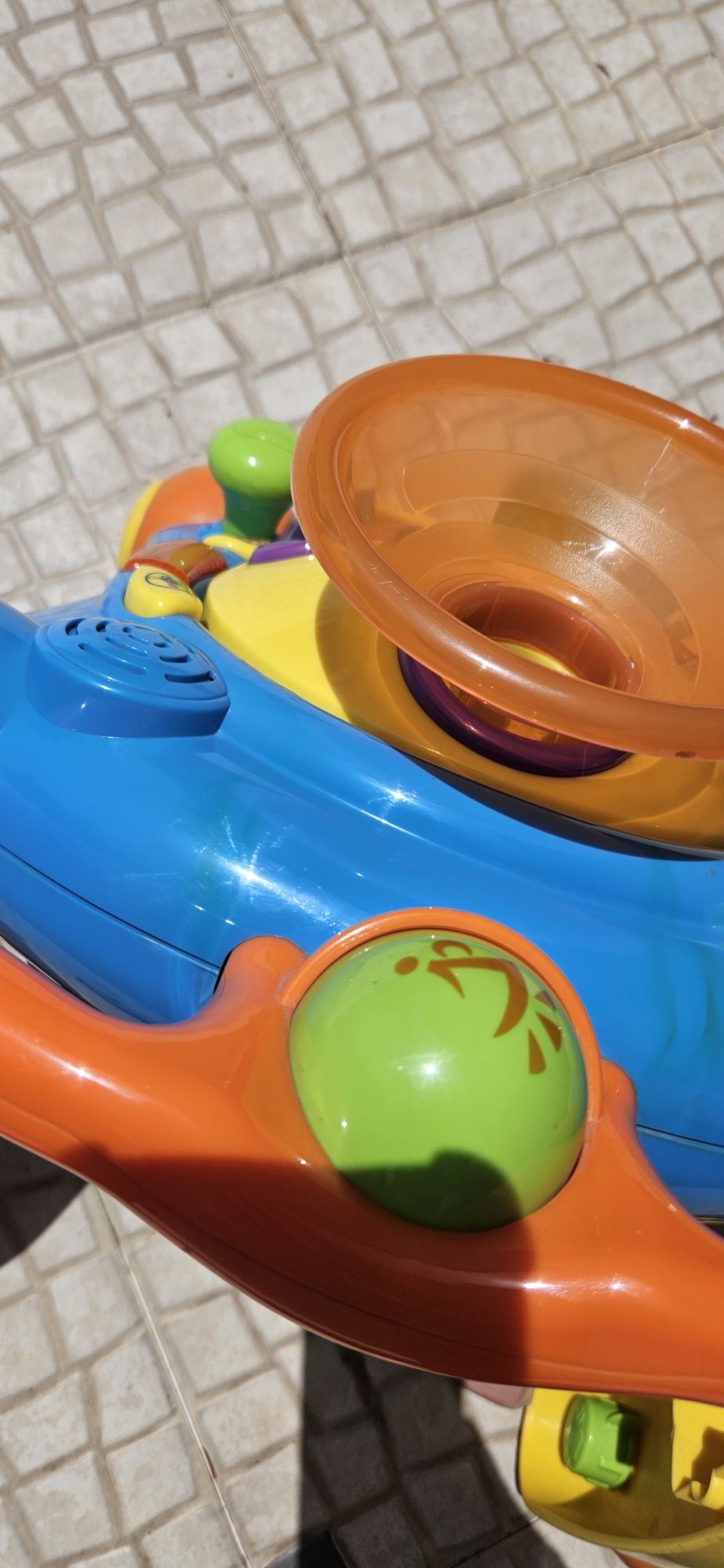 Brinquedo andarilho bebé "Toys r'Us"