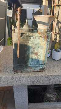 Sulfatador/pulverizador antigo em cobre