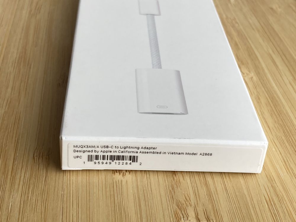 Оригінальний перехідник Apple USB-C to Lightning Adapter (MUQX3)