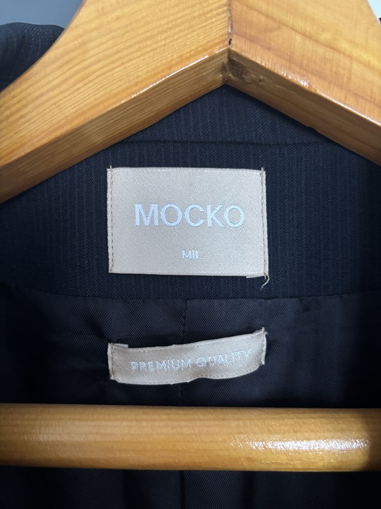 Жакет прямого крою